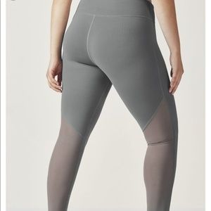 Fabletics Poly Legging grey